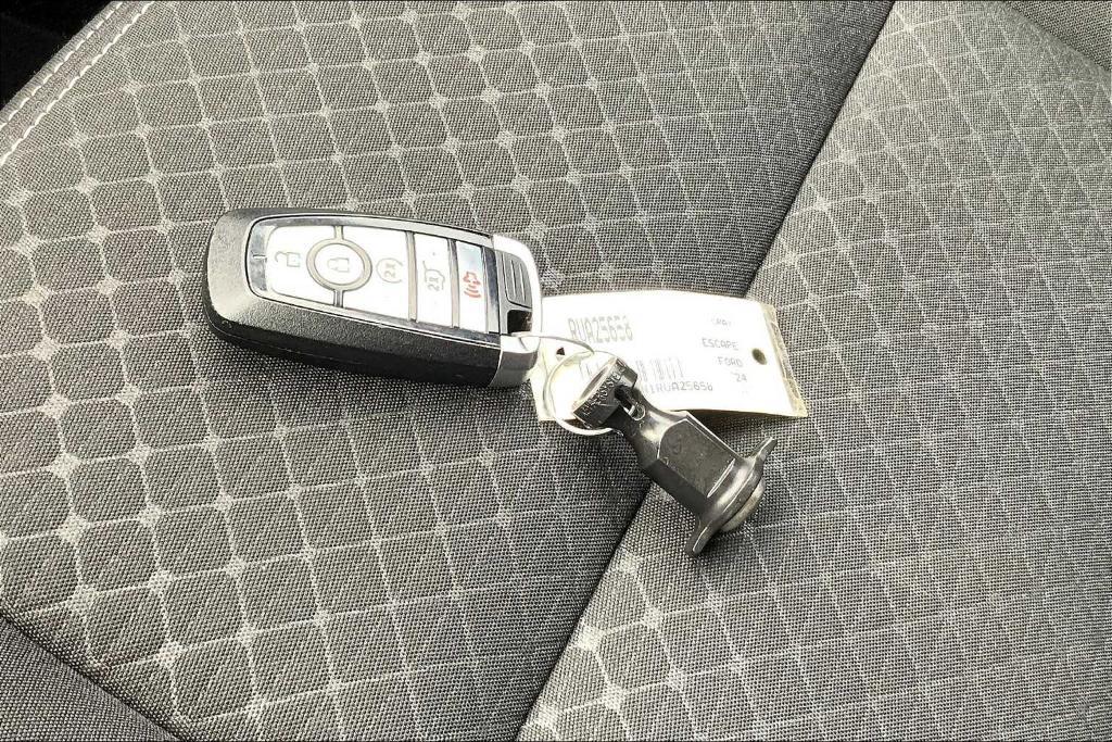 used 2024 Ford Escape car, priced at $21,997