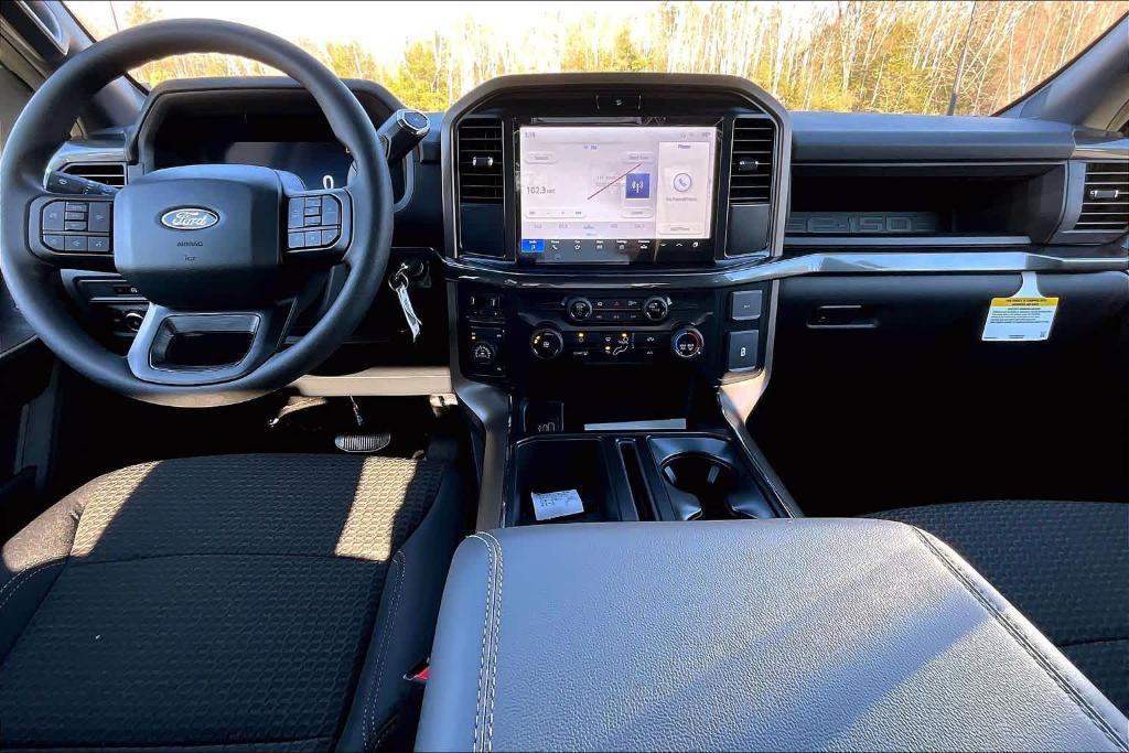new 2025 Ford F-150 car, priced at $48,952