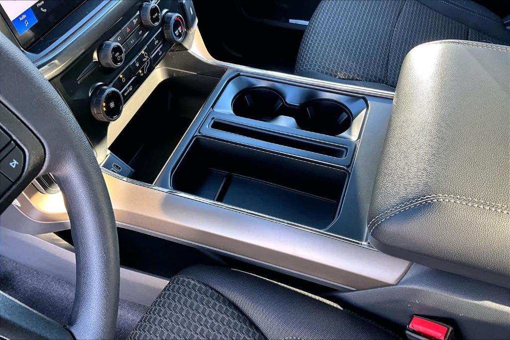 new 2025 Ford F-150 car, priced at $48,952