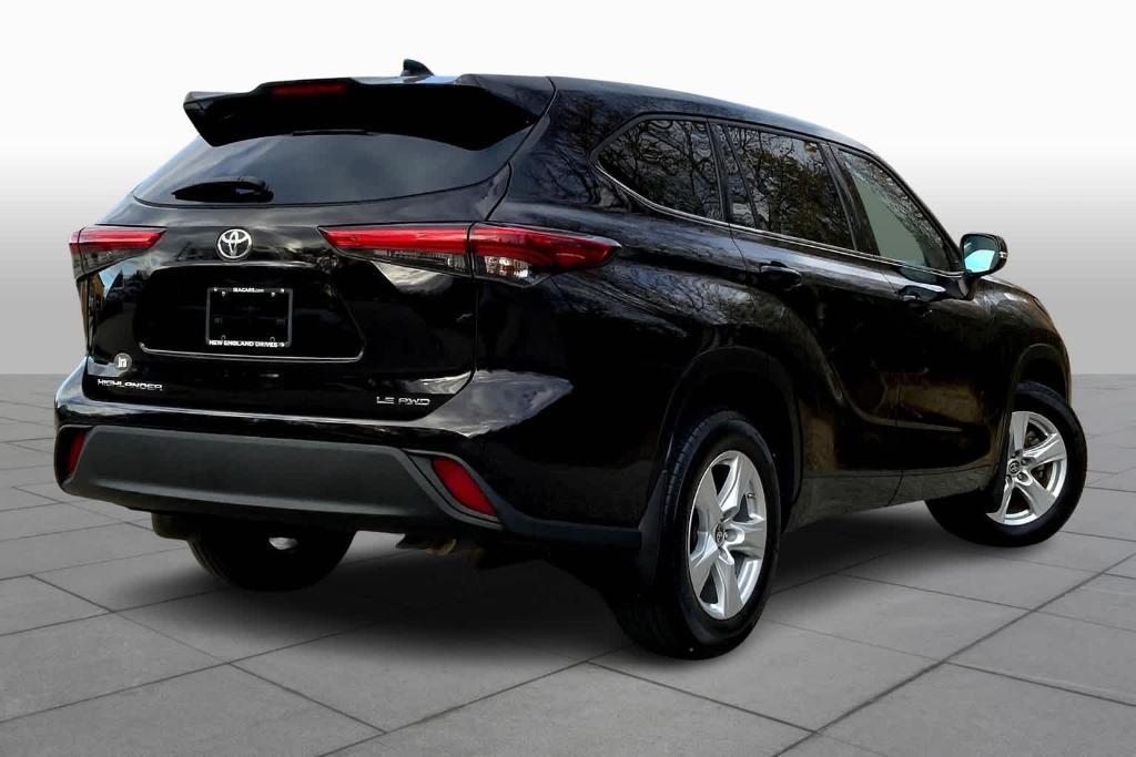 used 2020 Toyota Highlander car, priced at $27,600