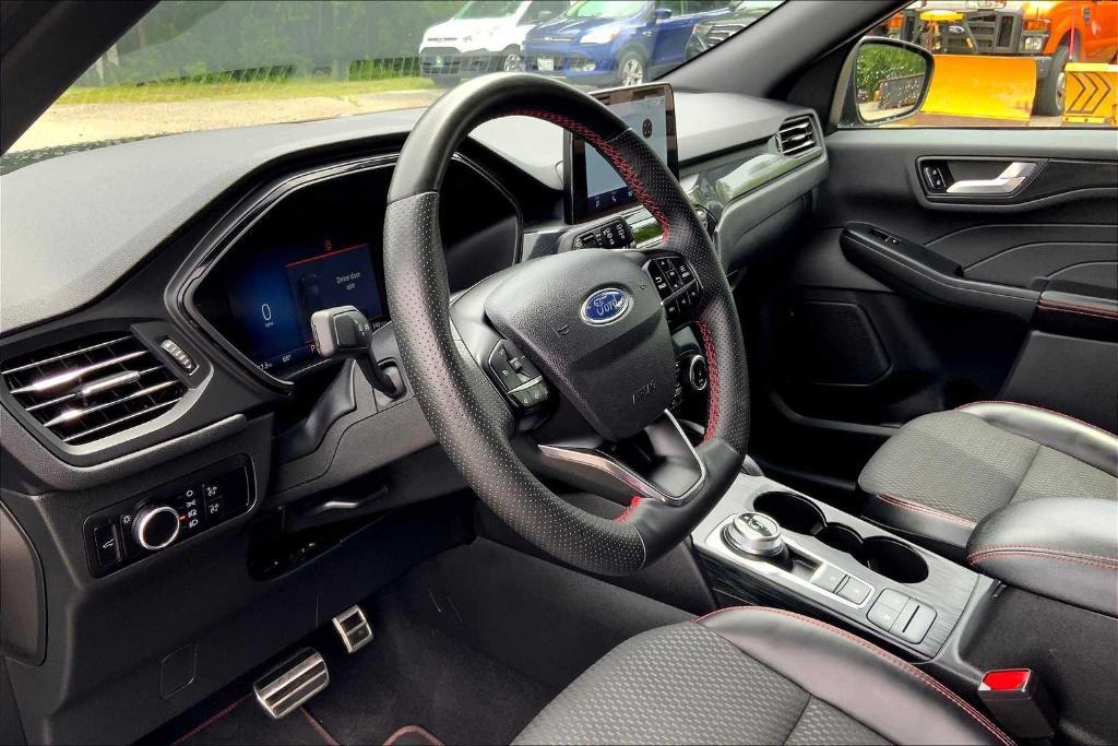 used 2023 Ford Escape car, priced at $22,907