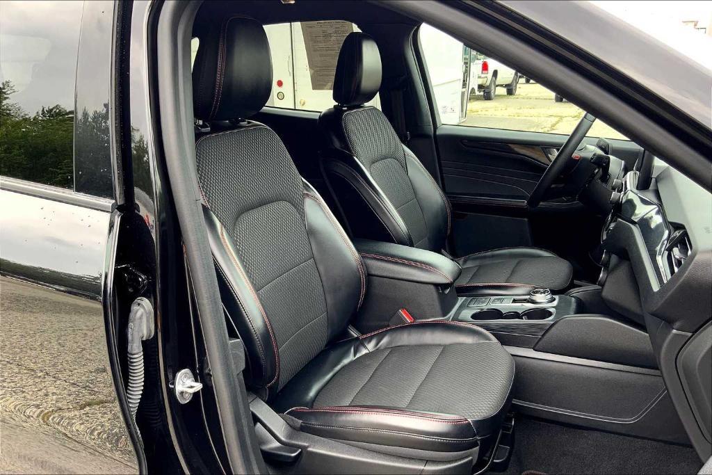 used 2023 Ford Escape car, priced at $22,907