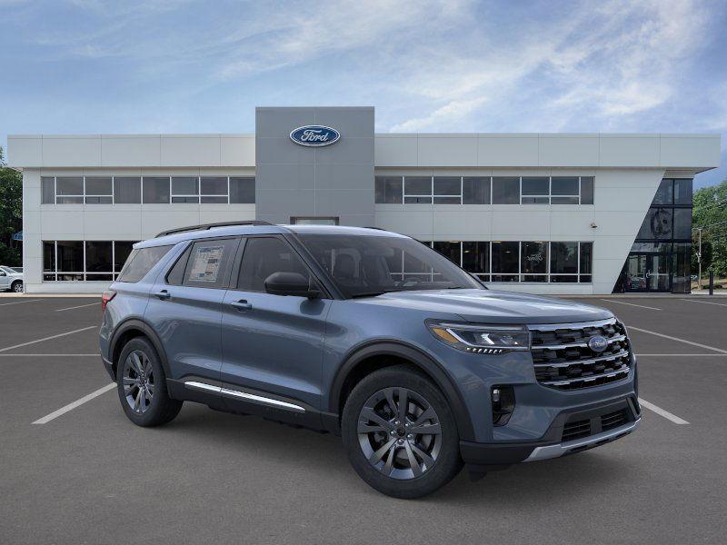 new 2025 Ford Explorer car, priced at $47,462