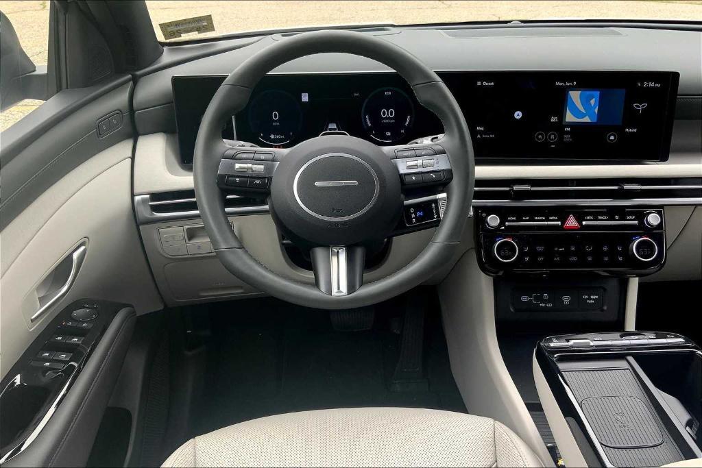 used 2025 Hyundai TUCSON Hybrid car, priced at $42,318