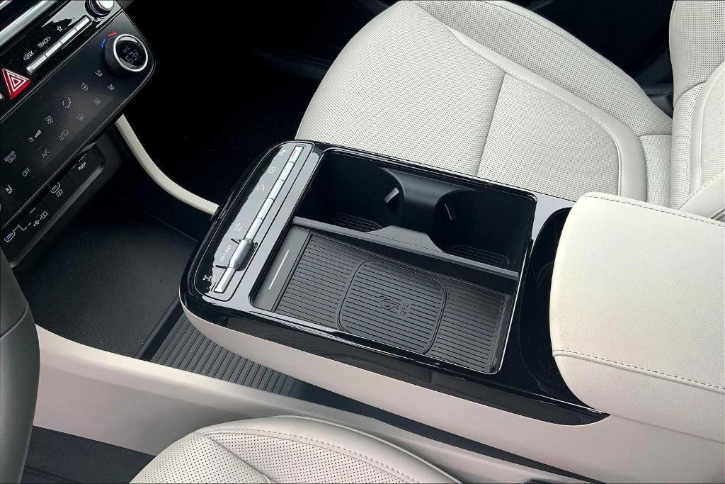 used 2025 Hyundai TUCSON Hybrid car, priced at $42,318
