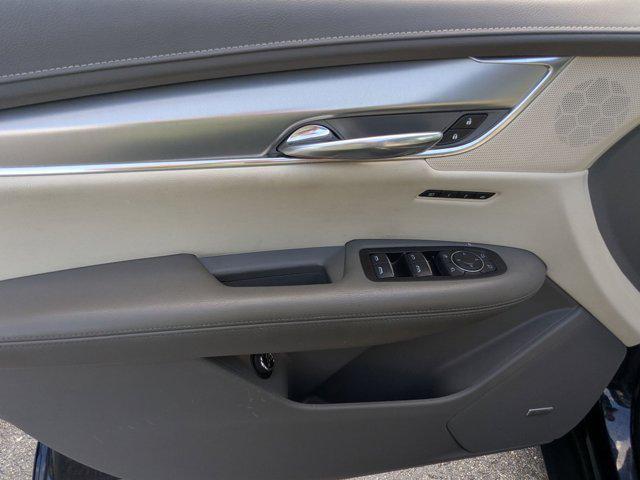 used 2017 Cadillac XT5 car, priced at $14,995