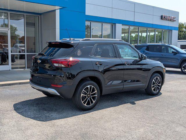 new 2025 Chevrolet TrailBlazer car, priced at $28,575