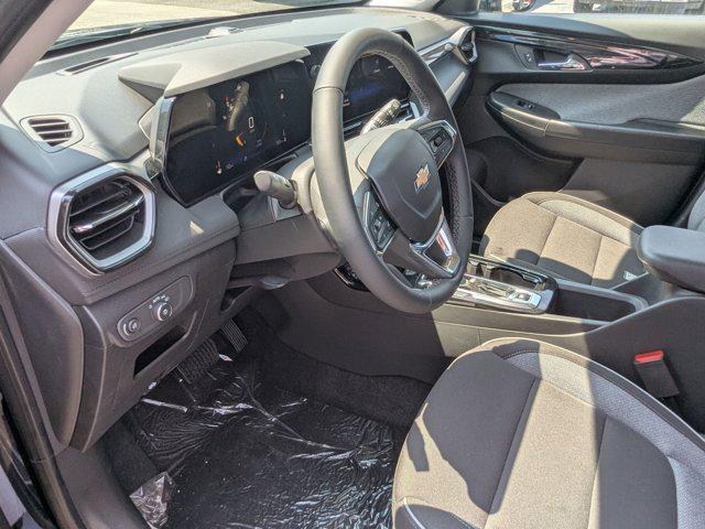 new 2025 Chevrolet TrailBlazer car, priced at $28,575