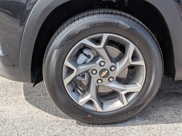 new 2025 Chevrolet Trax car, priced at $24,095