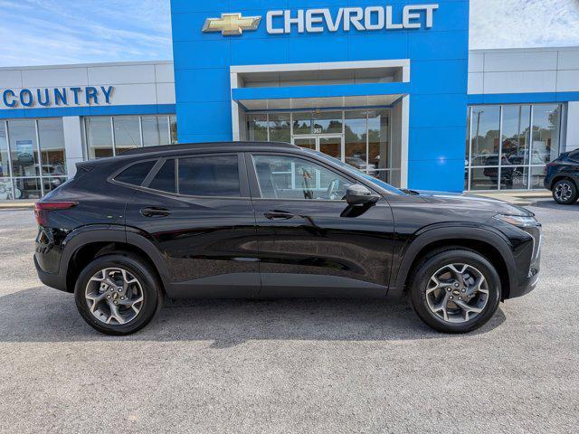new 2025 Chevrolet Trax car, priced at $24,095