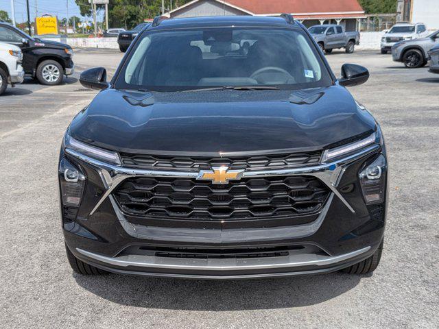 new 2025 Chevrolet Trax car, priced at $24,095