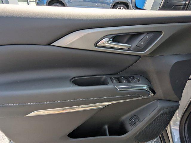 new 2025 Chevrolet Traverse car, priced at $41,985