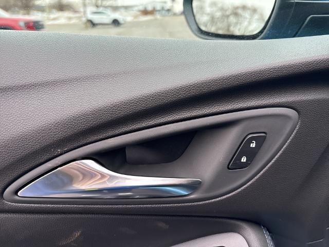 new 2025 Buick Encore GX car, priced at $29,732