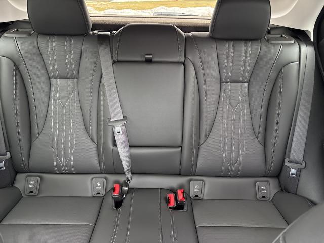 new 2025 Buick Envision car, priced at $44,288
