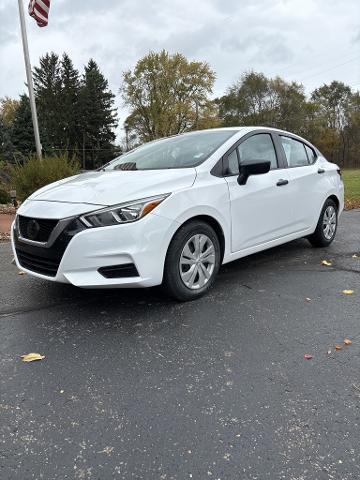 used 2021 Nissan Versa car