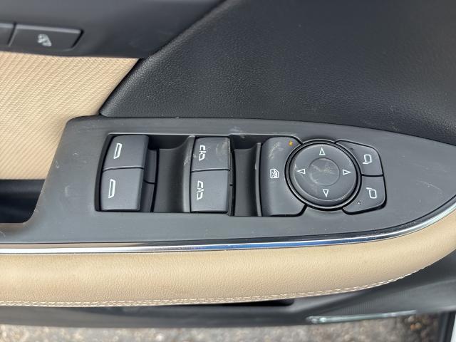 new 2025 Buick Envision car, priced at $36,322