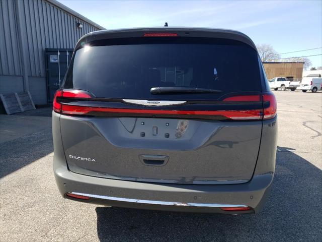 new 2025 Chrysler Pacifica car, priced at $44,220