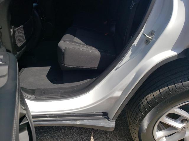 used 2023 Jeep Grand Cherokee car, priced at $28,990