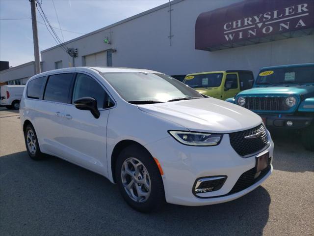 new 2024 Chrysler Pacifica car, priced at $48,370