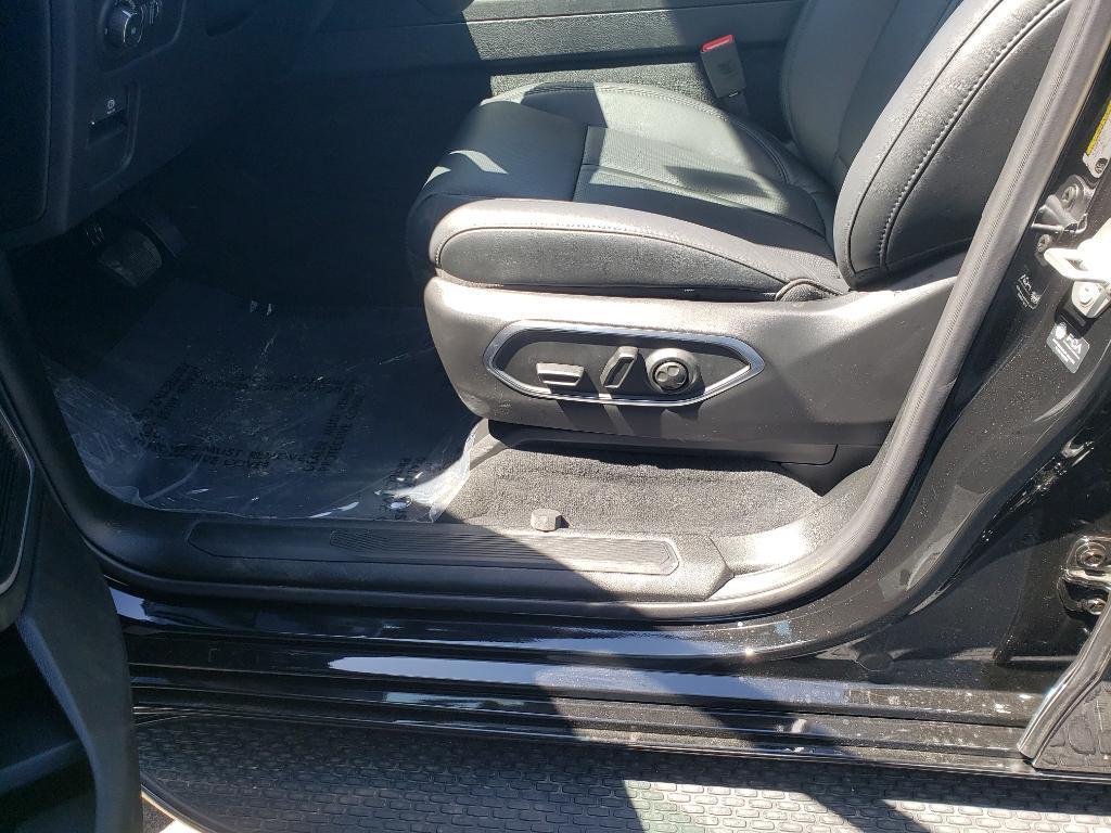 new 2025 Jeep Wagoneer car, priced at $68,425