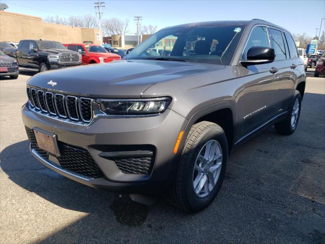 new 2025 Jeep Grand Cherokee car, priced at $39,965