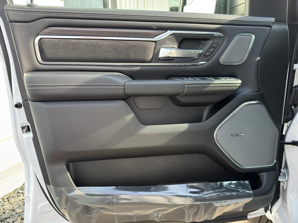 new 2025 Ram 1500 car, priced at $59,478