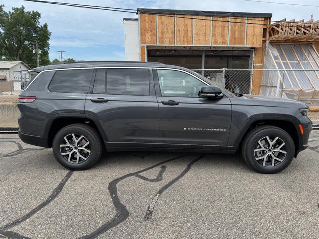 new 2025 Jeep Grand Cherokee L car, priced at $47,032