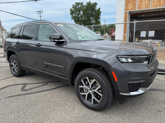 new 2025 Jeep Grand Cherokee L car, priced at $47,032