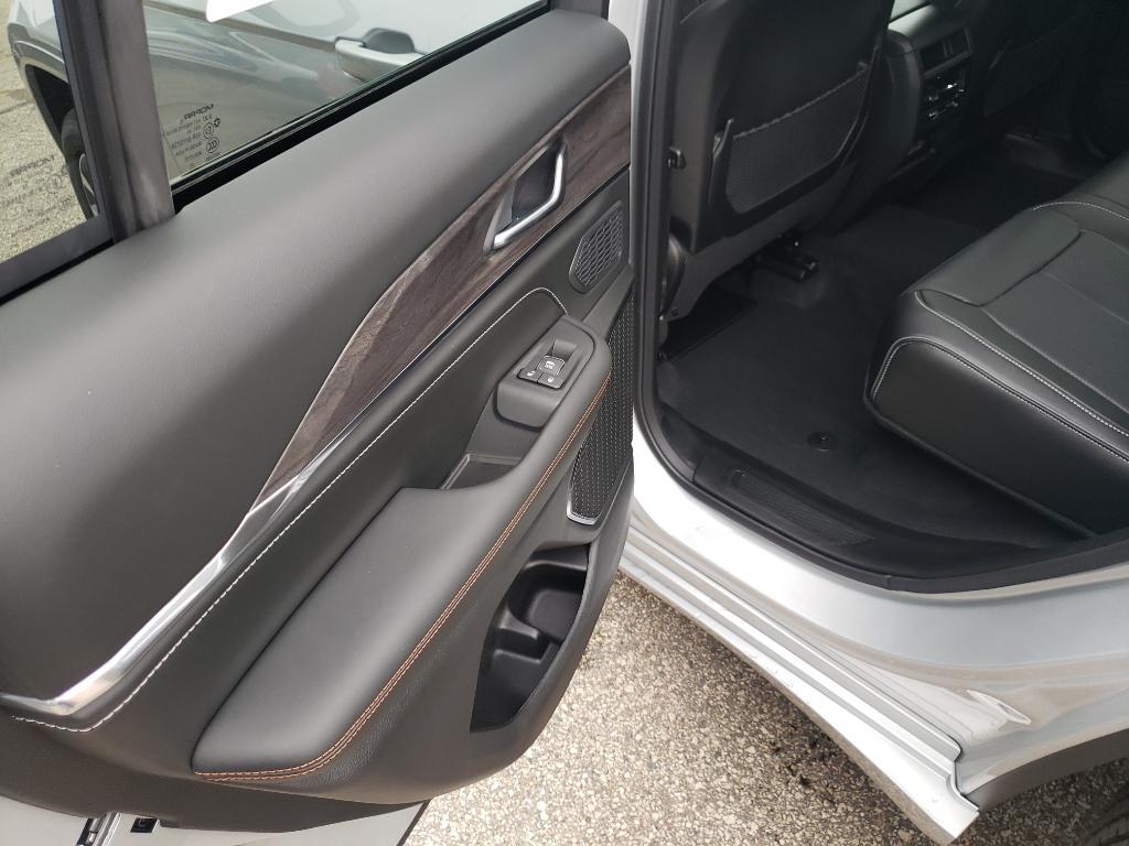 new 2025 Jeep Grand Cherokee car, priced at $53,580