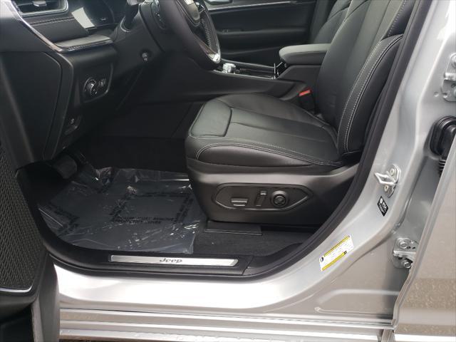 new 2025 Jeep Grand Cherokee car, priced at $54,311