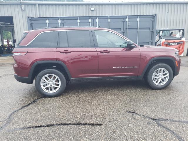 new 2025 Jeep Grand Cherokee car, priced at $40,678