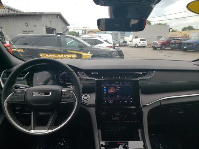 new 2025 Jeep Grand Cherokee car, priced at $40,678