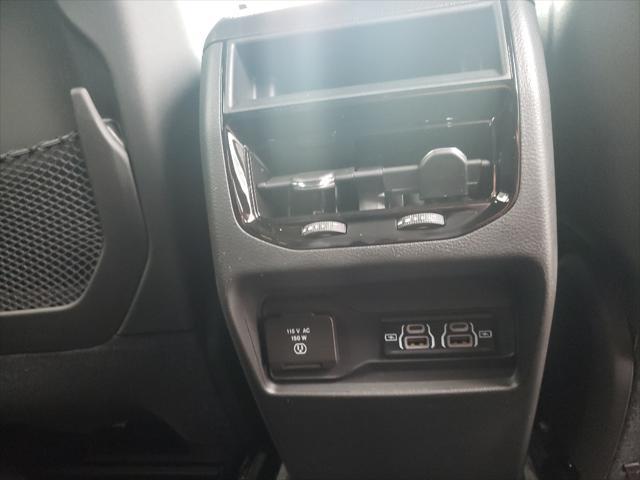new 2025 Jeep Grand Cherokee car, priced at $40,678
