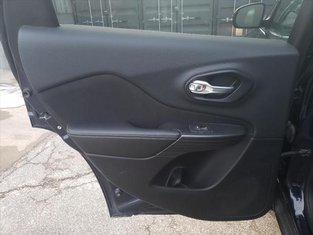 used 2015 Jeep Cherokee car, priced at $9,490