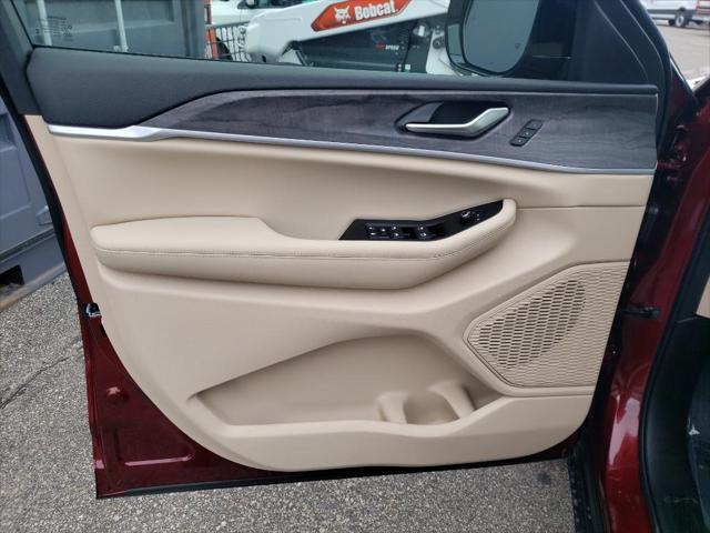 new 2025 Jeep Grand Cherokee car, priced at $43,462