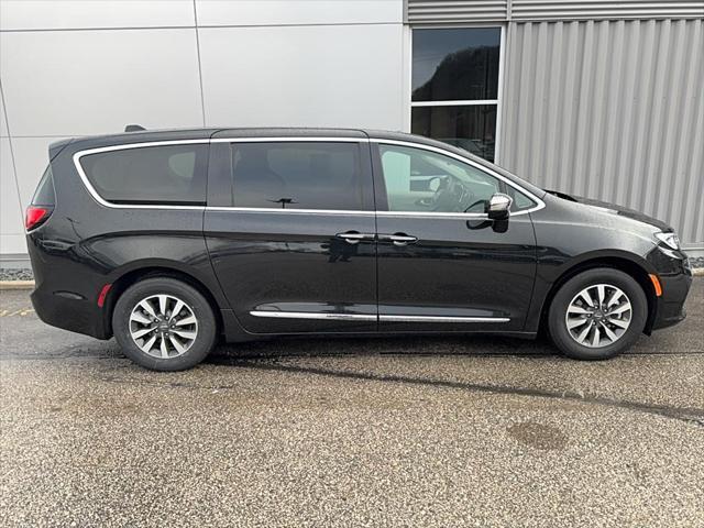 used 2023 Chrysler Pacifica Hybrid car, priced at $33,850