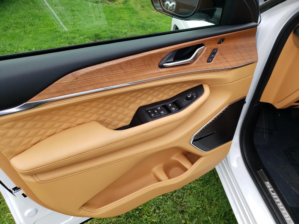 new 2025 Jeep Grand Cherokee car, priced at $63,055