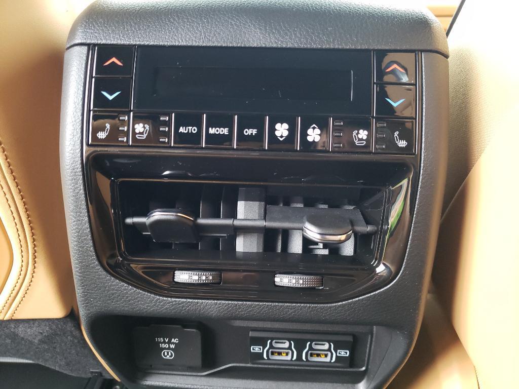 new 2025 Jeep Grand Cherokee car, priced at $63,055