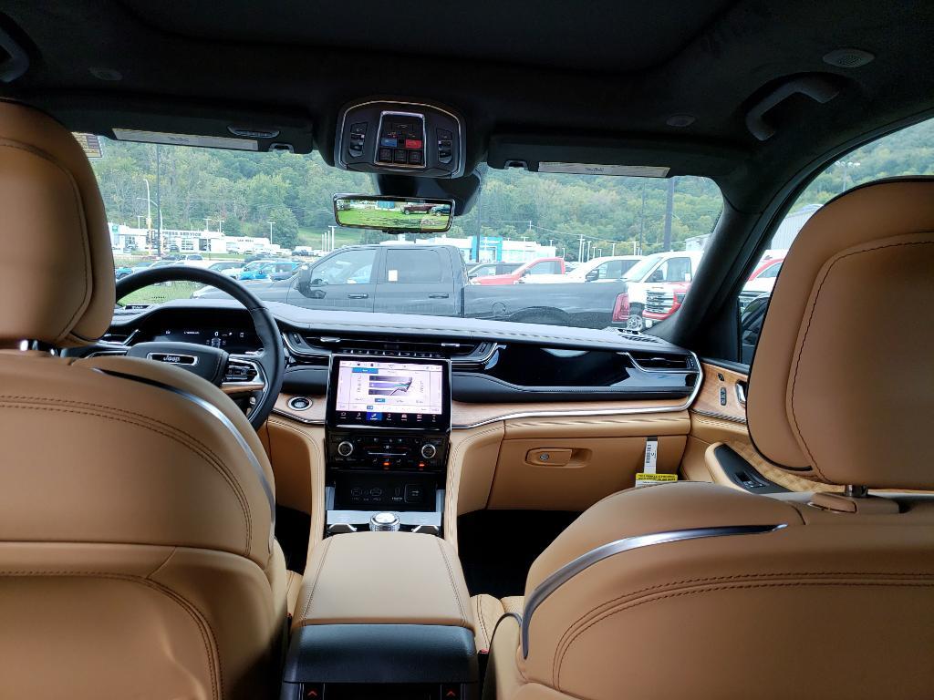 new 2025 Jeep Grand Cherokee car, priced at $63,055