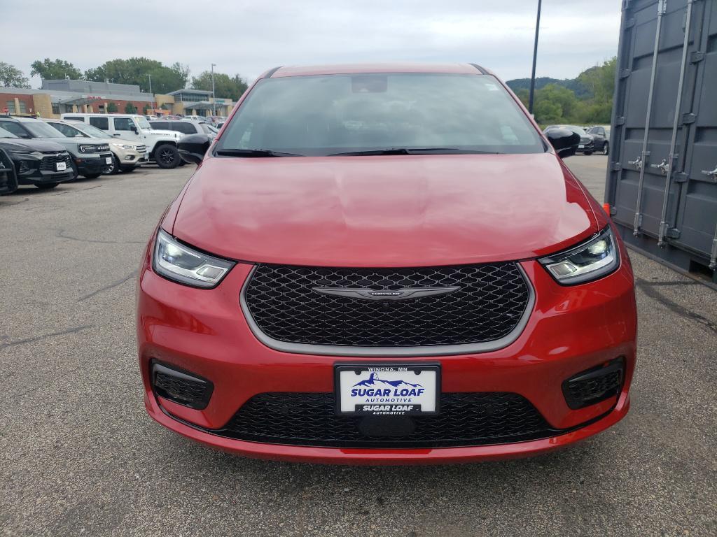 new 2026 Chrysler Pacifica car, priced at $42,630