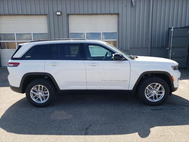 new 2025 Jeep Grand Cherokee car, priced at $37,875