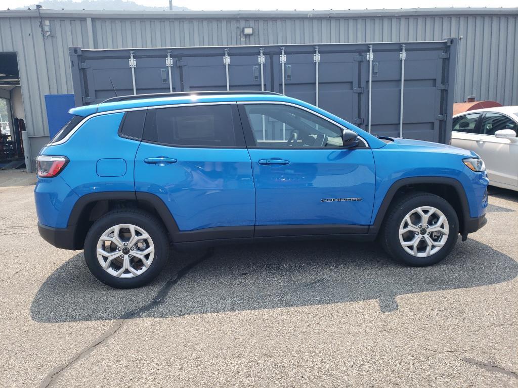 new 2025 Jeep Compass car, priced at $27,450