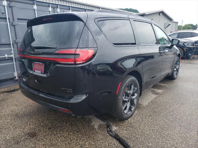 new 2025 Chrysler Pacifica car, priced at $50,749