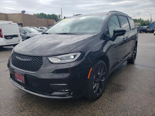 new 2025 Chrysler Pacifica car, priced at $50,749