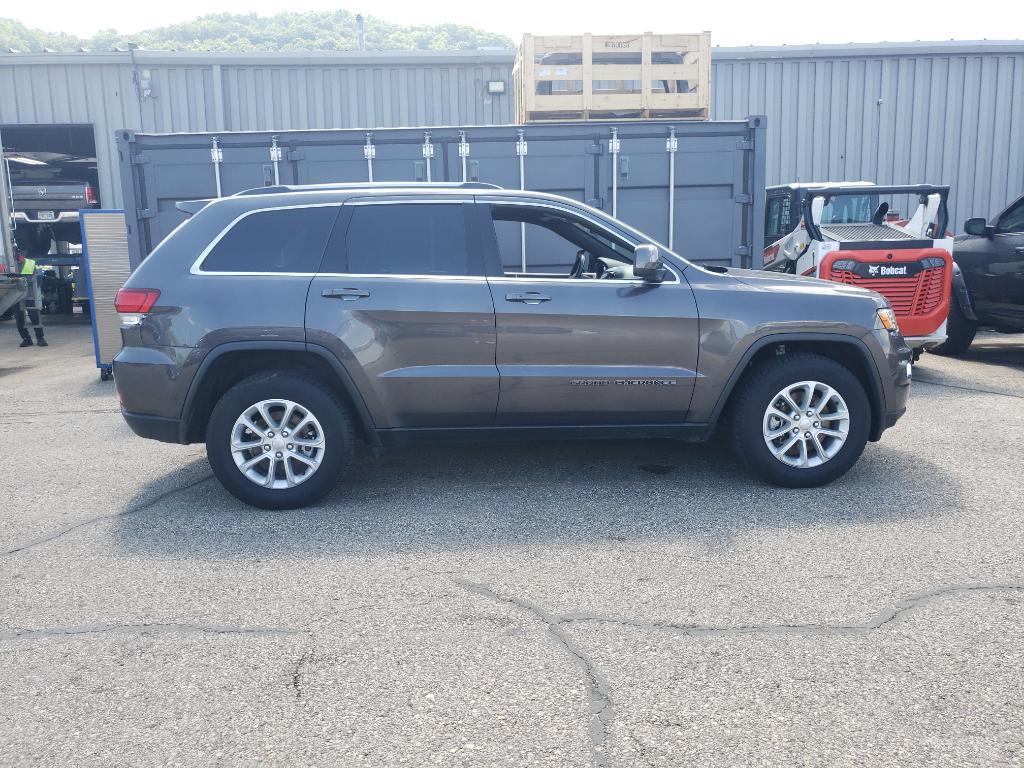used 2021 Jeep Grand Cherokee car, priced at $18,990