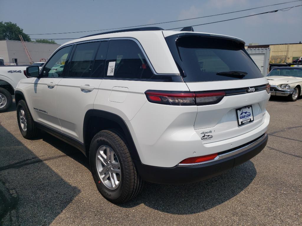 new 2025 Jeep Grand Cherokee car, priced at $38,525