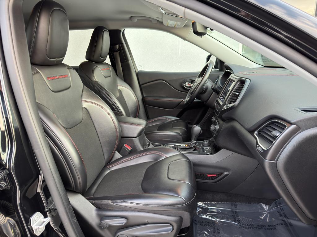 used 2020 Jeep Cherokee car, priced at $18,490