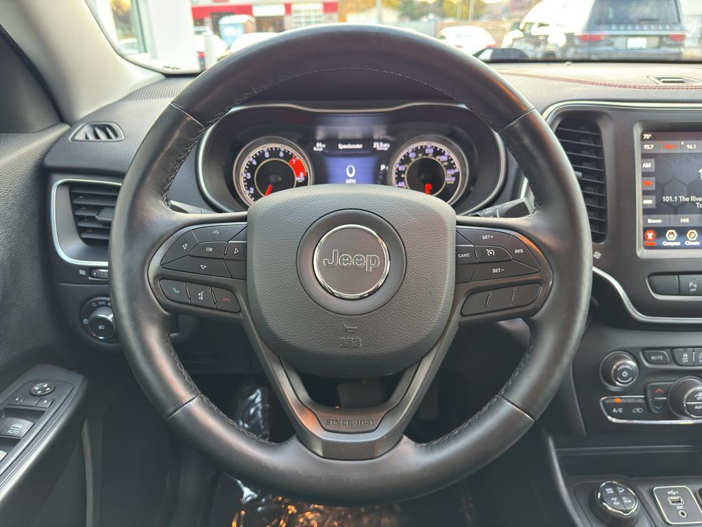 used 2020 Jeep Cherokee car, priced at $18,490