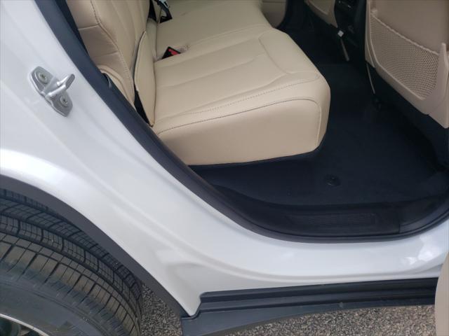 new 2025 Jeep Grand Cherokee car, priced at $45,010