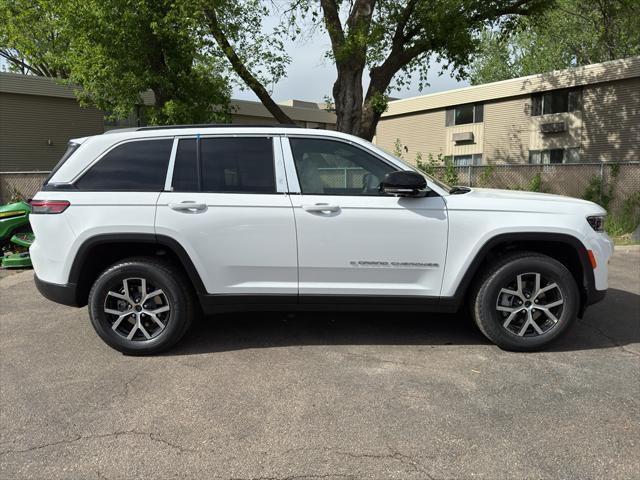 new 2025 Jeep Grand Cherokee car, priced at $45,846